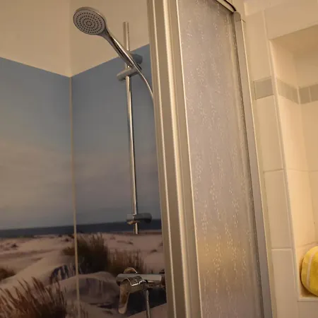 Resi A6 Apartment *